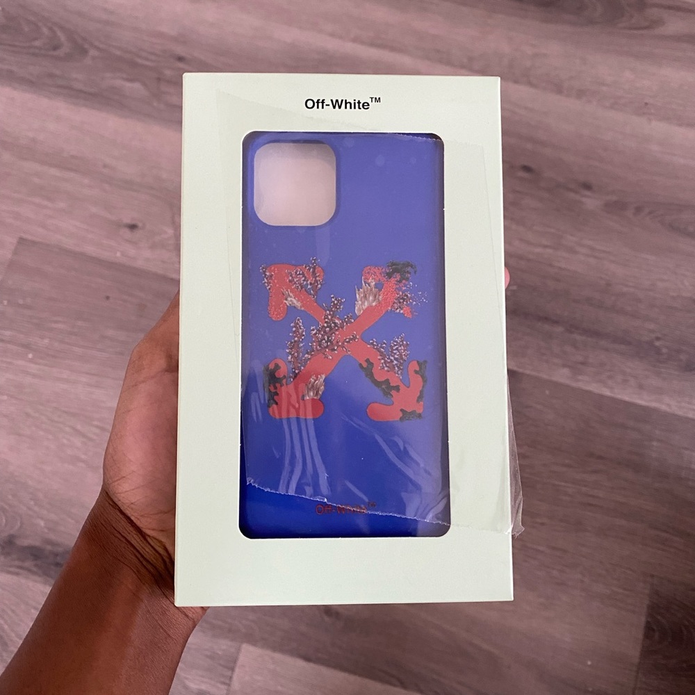 Off-white phone case - Picture 4 of 6